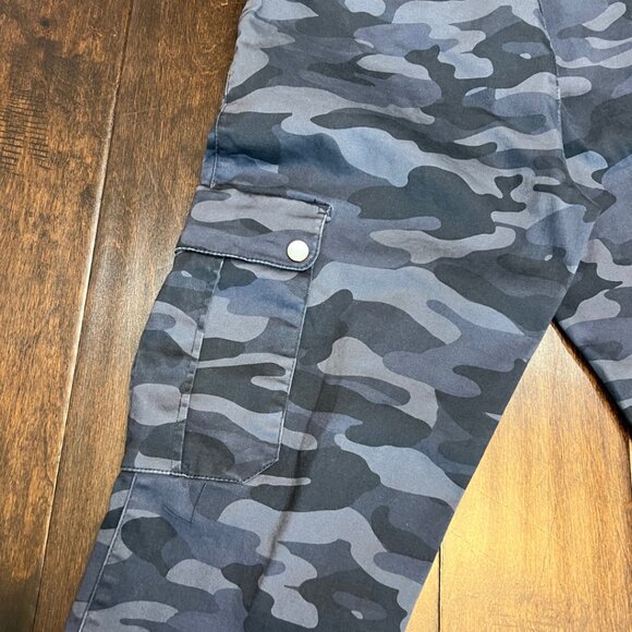 Democracy Ab Solution Grey Blue Camo Pants 10P - Picture 8 of 9